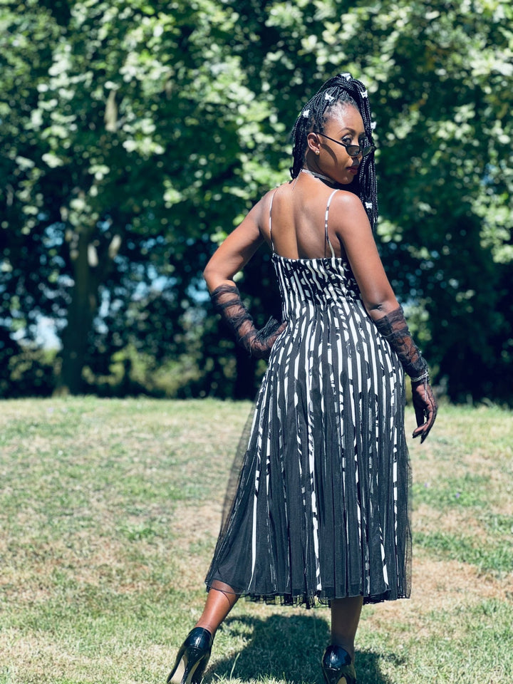 Black White + Flapper All Over - One Wear Freedom 