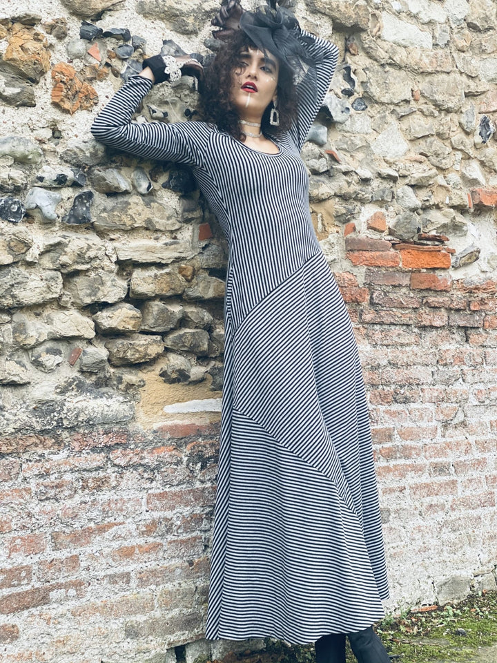 Vintage Stripes on Stripes Maxi Dress - One Wear Freedom 