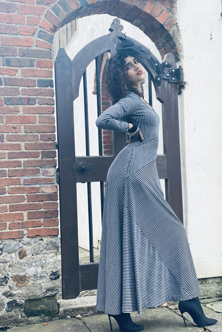 Vintage Stripes on Stripes Maxi Dress - One Wear Freedom 
